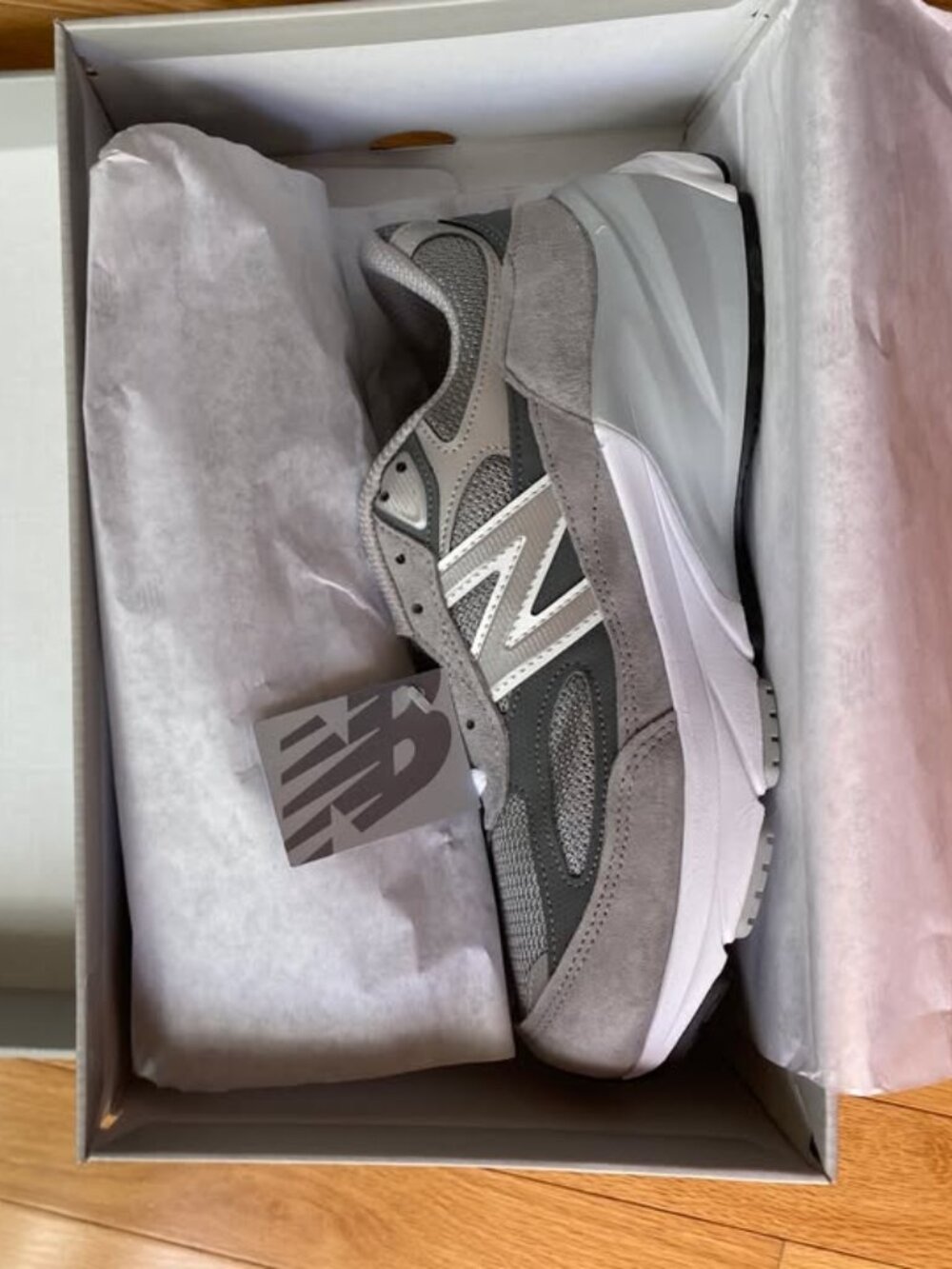 New Balance 990v6 Size: 9 - 2E